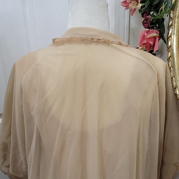 Vintage Lingerie - Picture 14 of 16